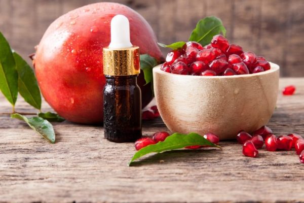 pomegranateseedoil02